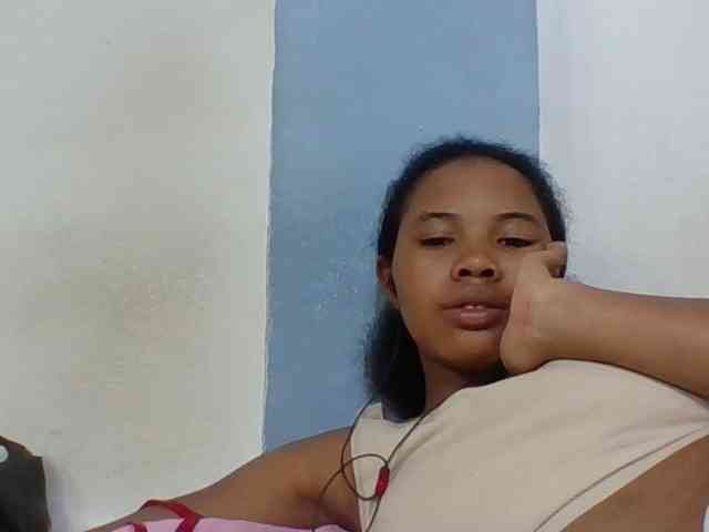 Juliah1a webcam