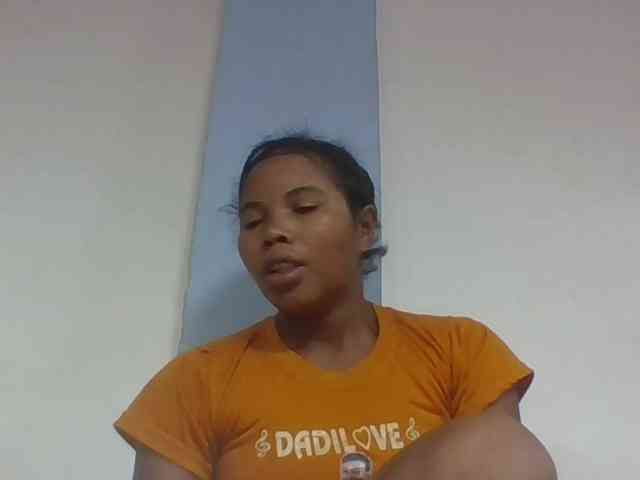 Juliah1a webcam
