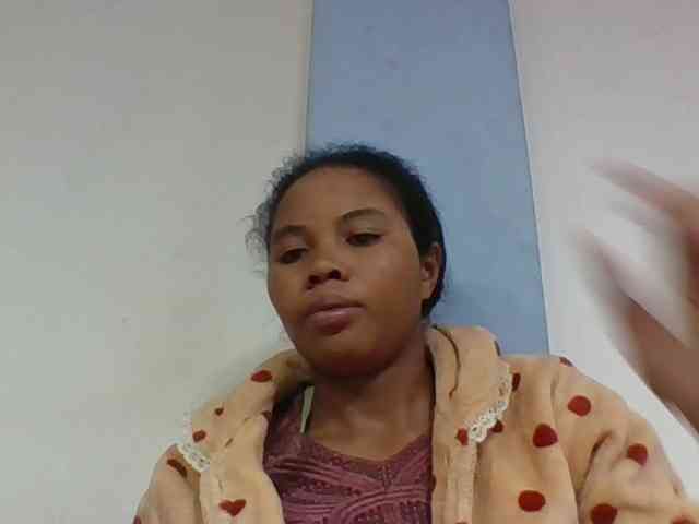 Juliah1a webcam