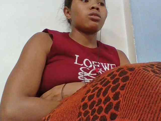 Juliah1a webcam
