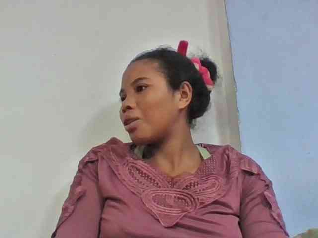 Juliah1a webcam