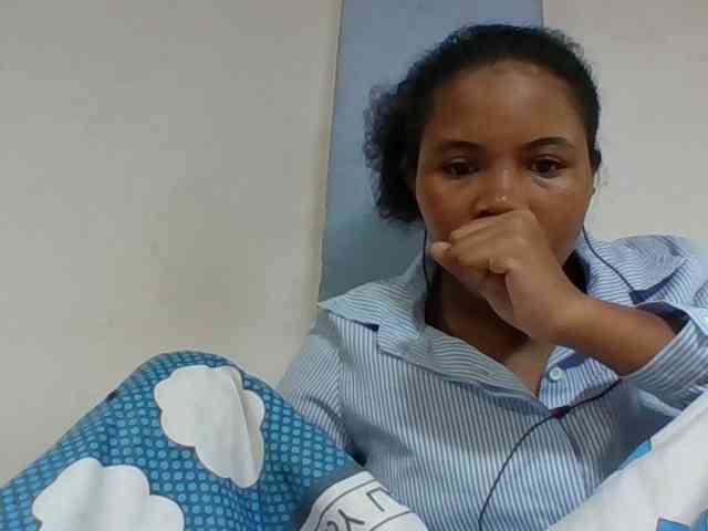 Juliah1a webcam