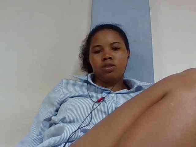 Juliah1a webcam