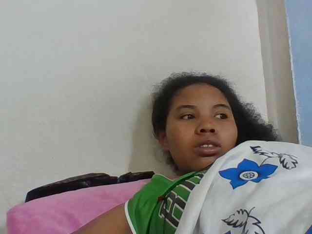 Juliah1a webcam