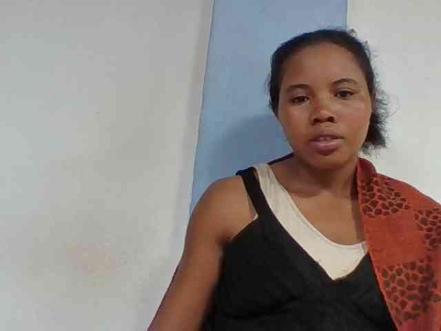Juliah1a webcam