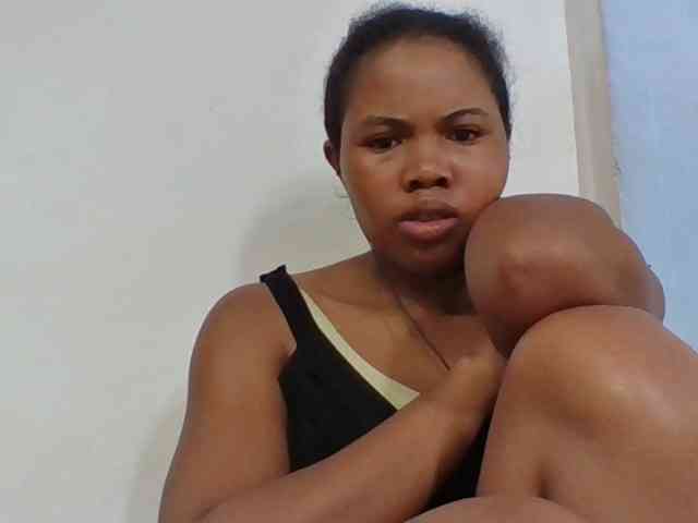 Juliah1a webcam