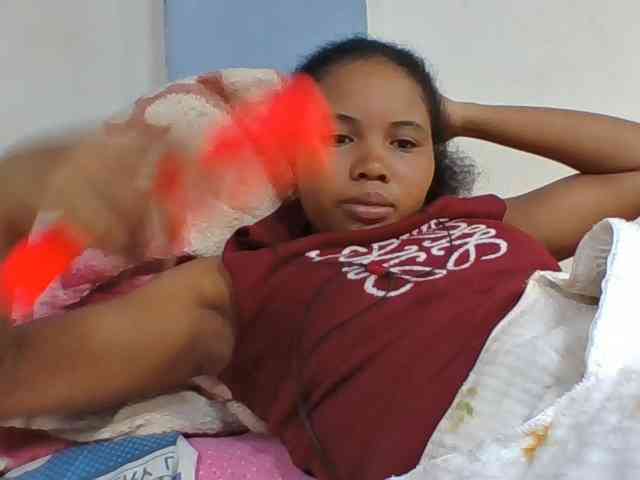Juliah1a webcam