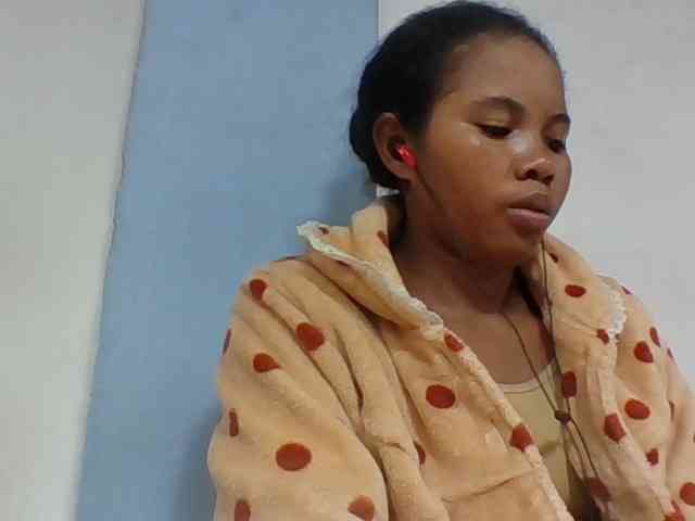 Juliah1a webcam