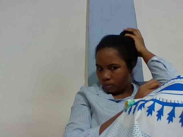 Juliah1a webcam