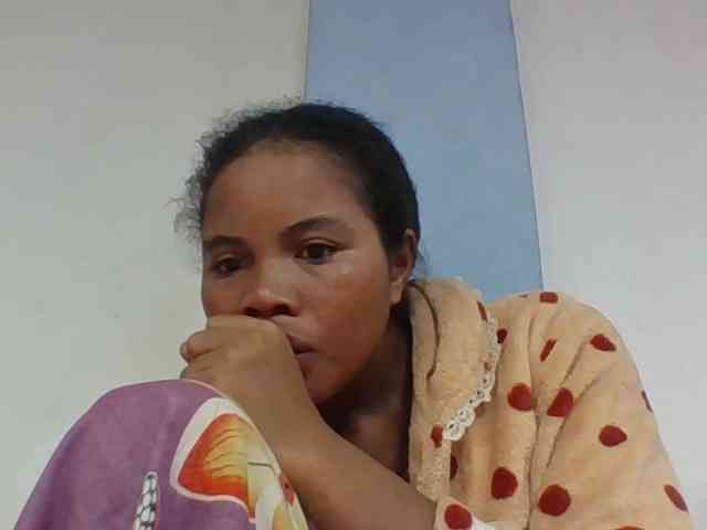 Juliah1a webcam