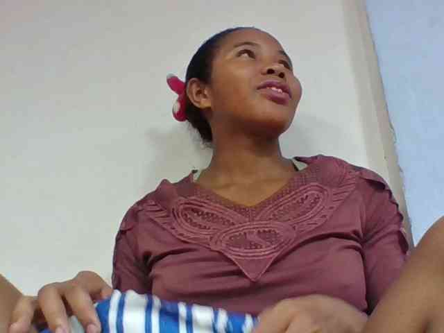 Juliah1a webcam