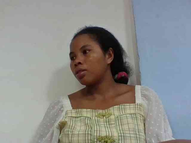 Juliah1a webcam