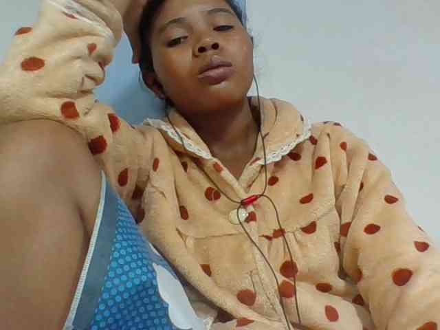 Juliah1a webcam