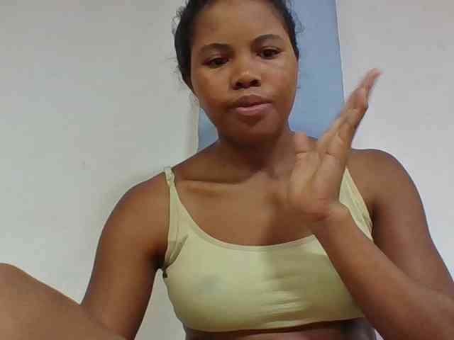 Juliah1a webcam
