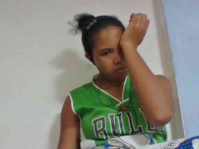 Juliah1a webcam