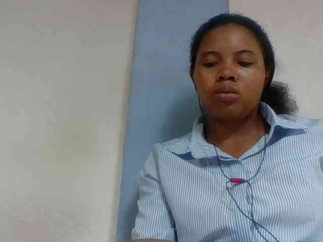 Juliah1a webcam