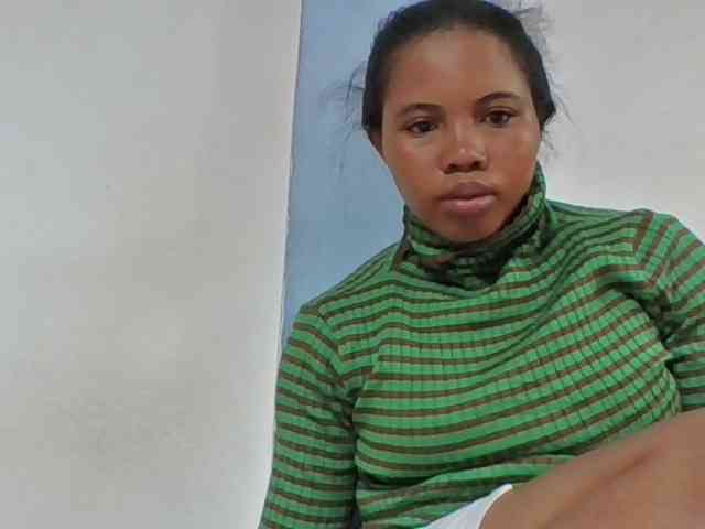 Juliah1a webcam