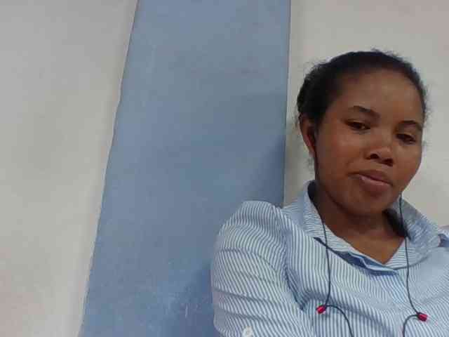 Juliah1a webcam