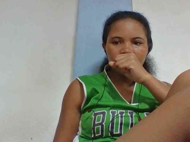 Juliah1a webcam
