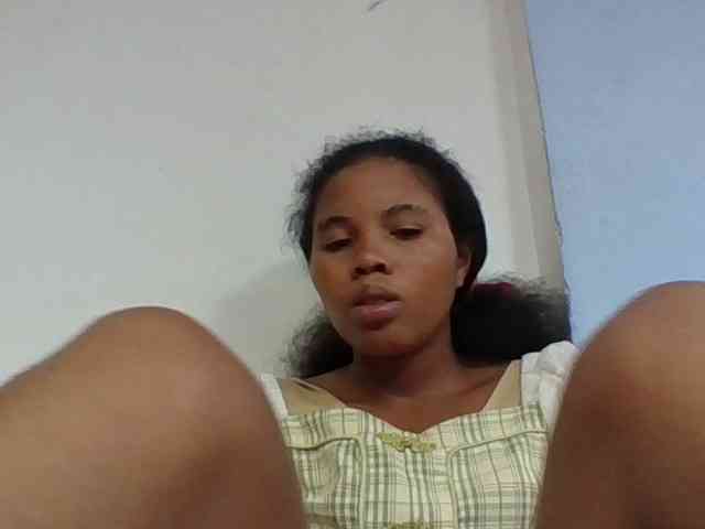 Juliah1a webcam