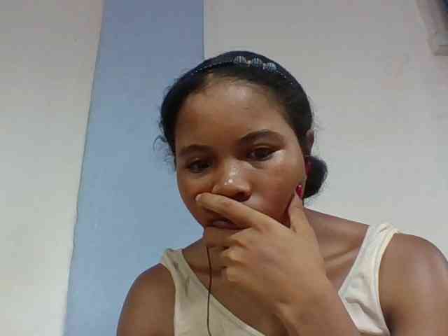 Juliah1a webcam