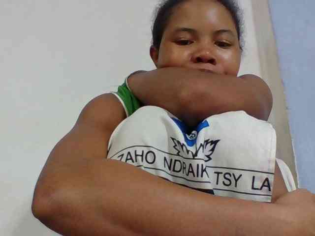 Juliah1a webcam