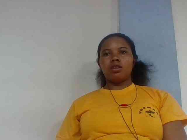 Juliah1a webcam