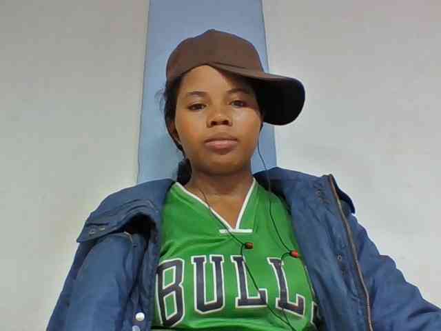 Juliah1a webcam