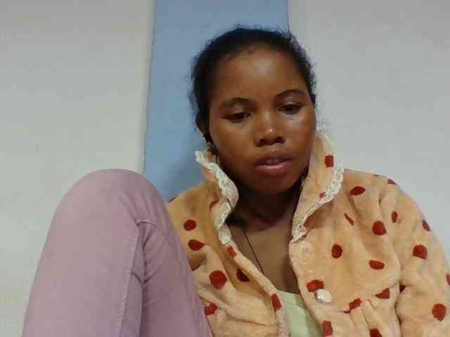 Juliah1a webcam
