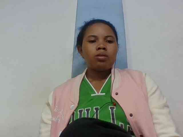 Juliah1a webcam