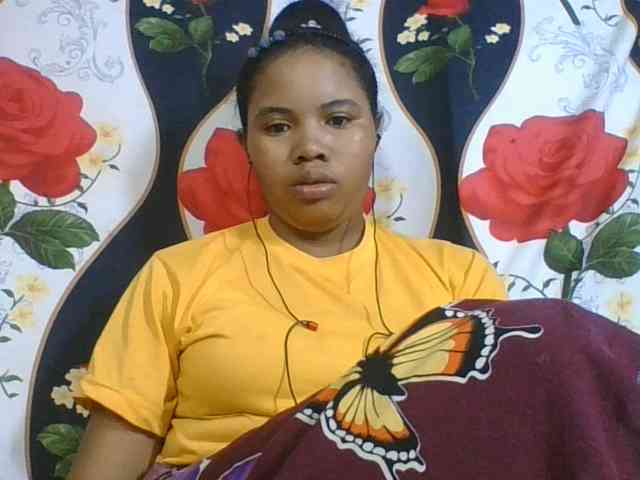 Juliah1a webcam