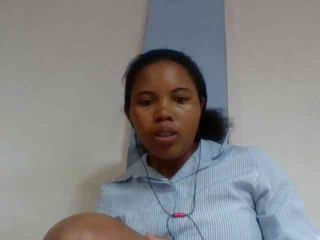 Juliah1a webcam