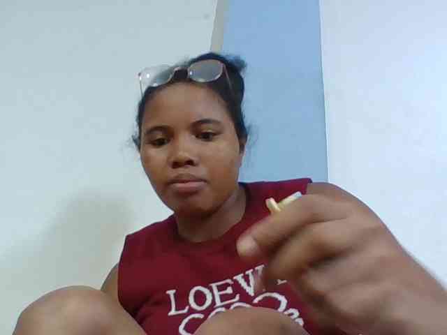 Juliah1a webcam