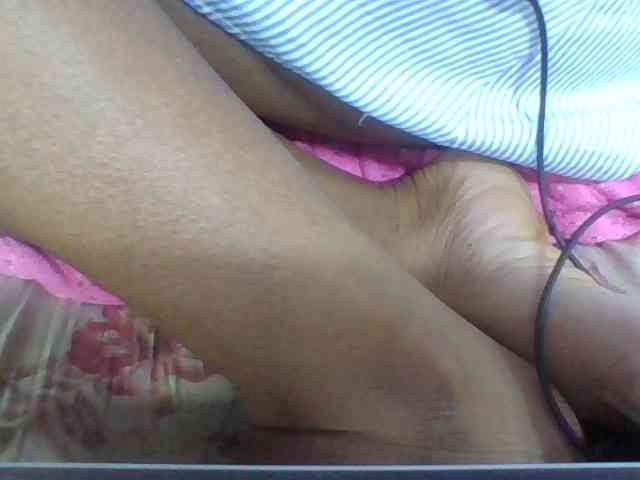 Juliah1a webcam