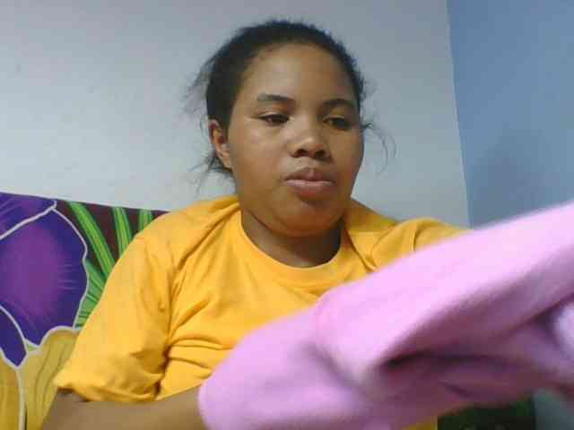 Juliah1a webcam