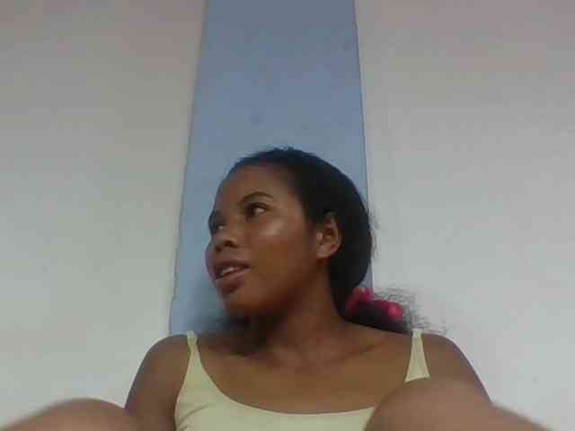 Juliah1a webcam