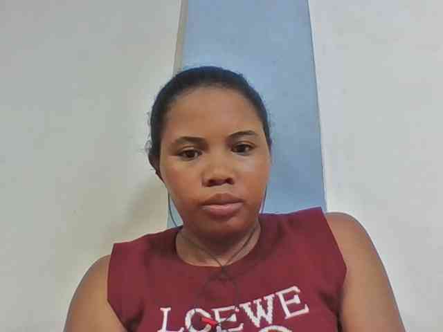 Juliah1a webcam