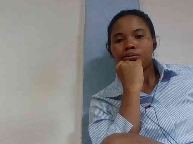 Juliah1a webcam