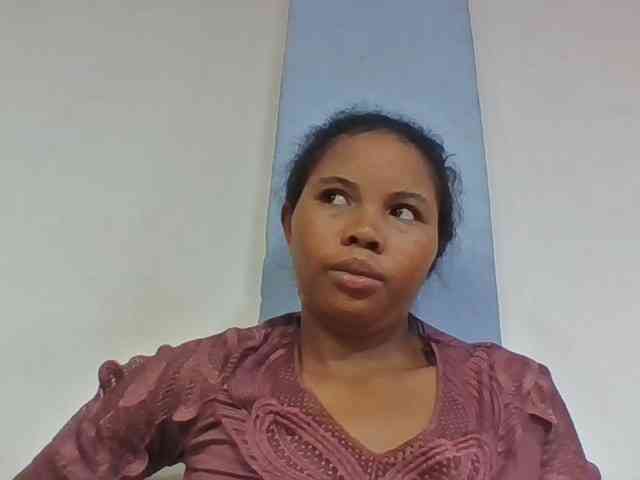 Juliah1a webcam