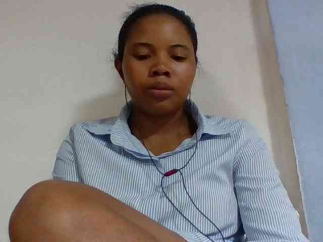 Juliah1a webcam