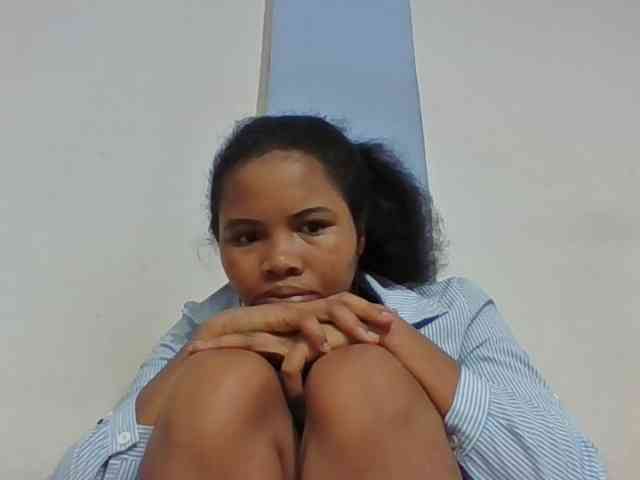 Juliah1a webcam