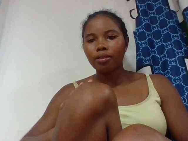 Juliah1a webcam
