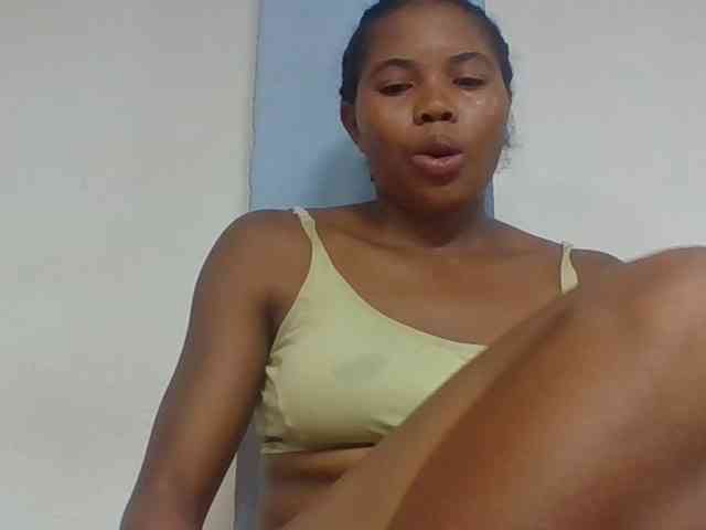 Juliah1a webcam