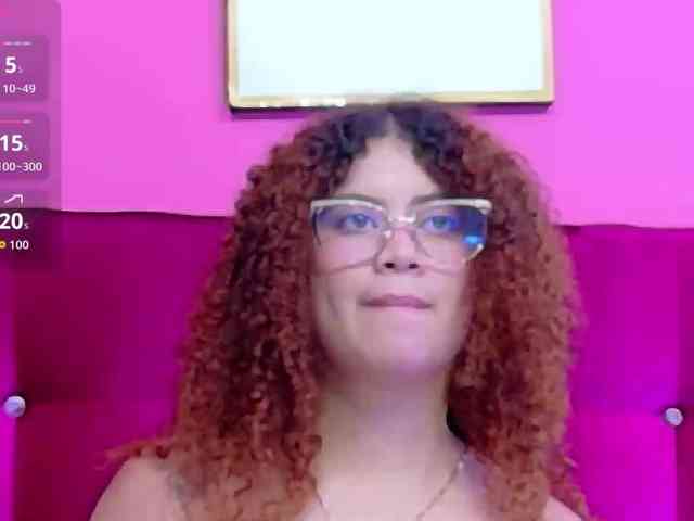 HoneyHips webcam