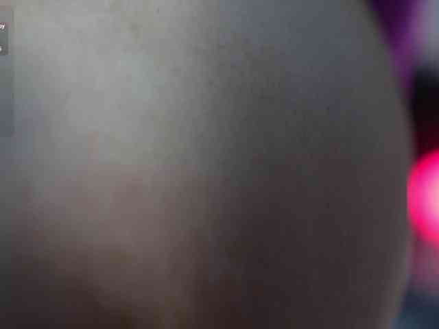 HoneyHips webcam