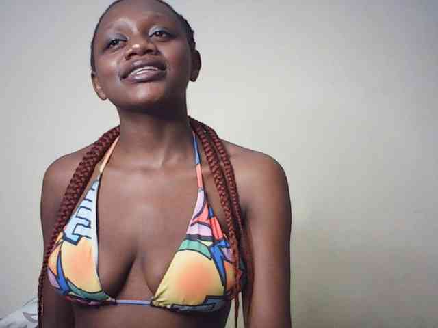 Glowstorm Live Webcam on BongaCams