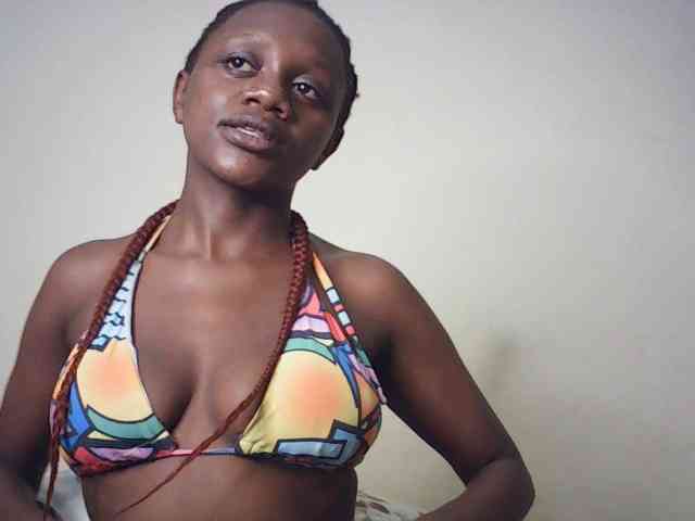 Glowstorm Live Webcam on BongaCams