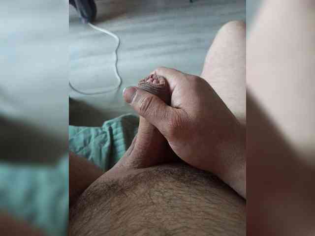 aster2k2ss Live Webcam on BongaCams