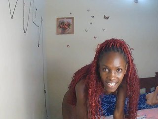 LupitaLyon's Live Webcam