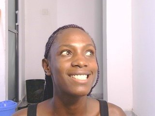 LupitaLyon's Live Webcam